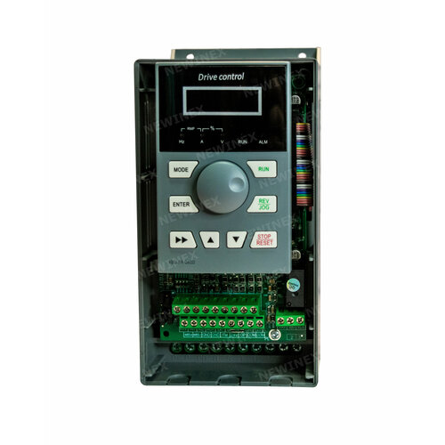 Частотный преобразователь Newinex DST-18.5 преобразователь частоты 18.5 кВт вход 3ф 380В выход 3ф 380В частотный преобразователь newinex dst 22 преобразователь частоты 22 квт вход 3ф 380в выход 3ф 380в