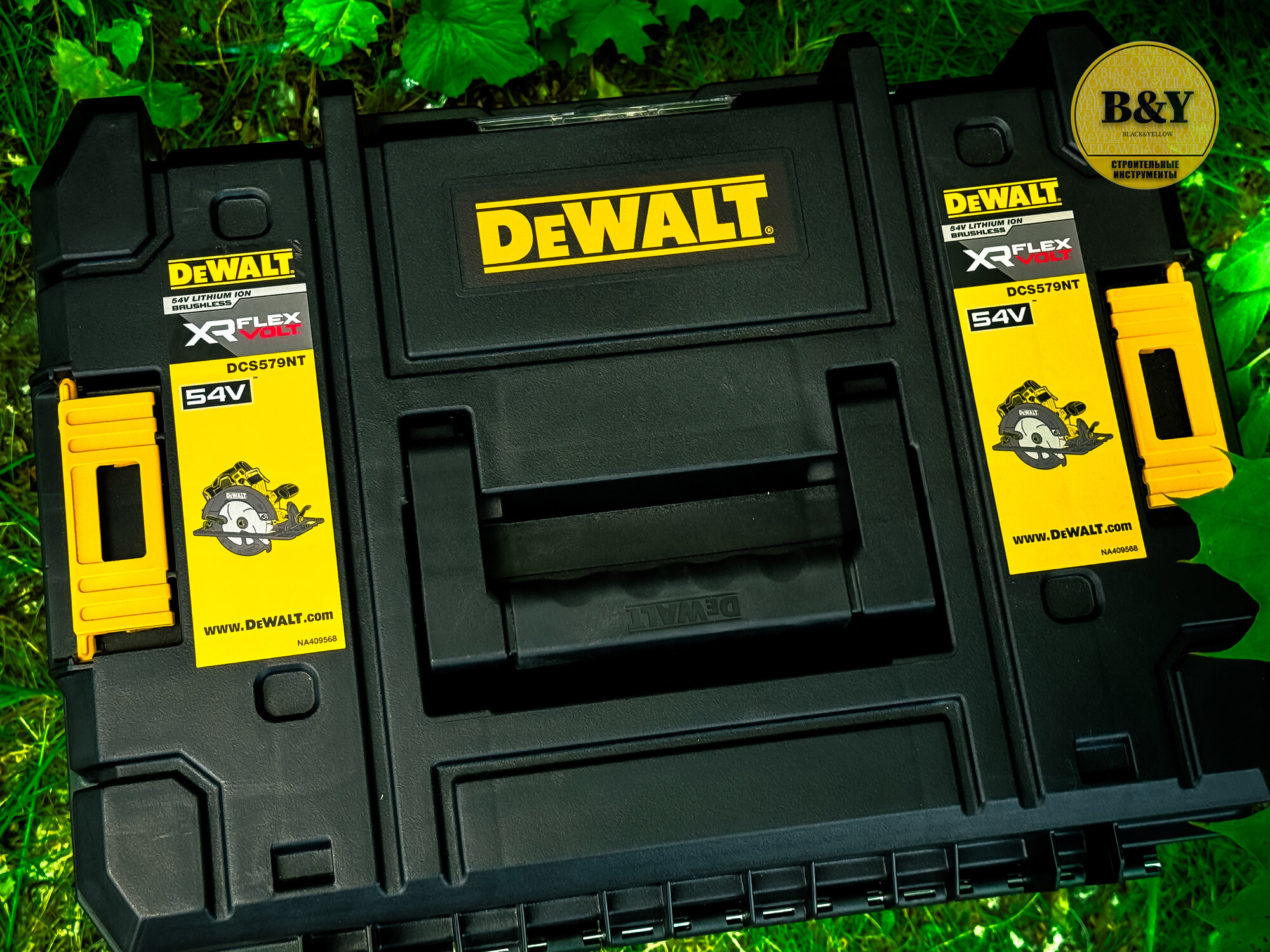 Аккумуляторная дисковая пила DEWALT DCS579NT 54В