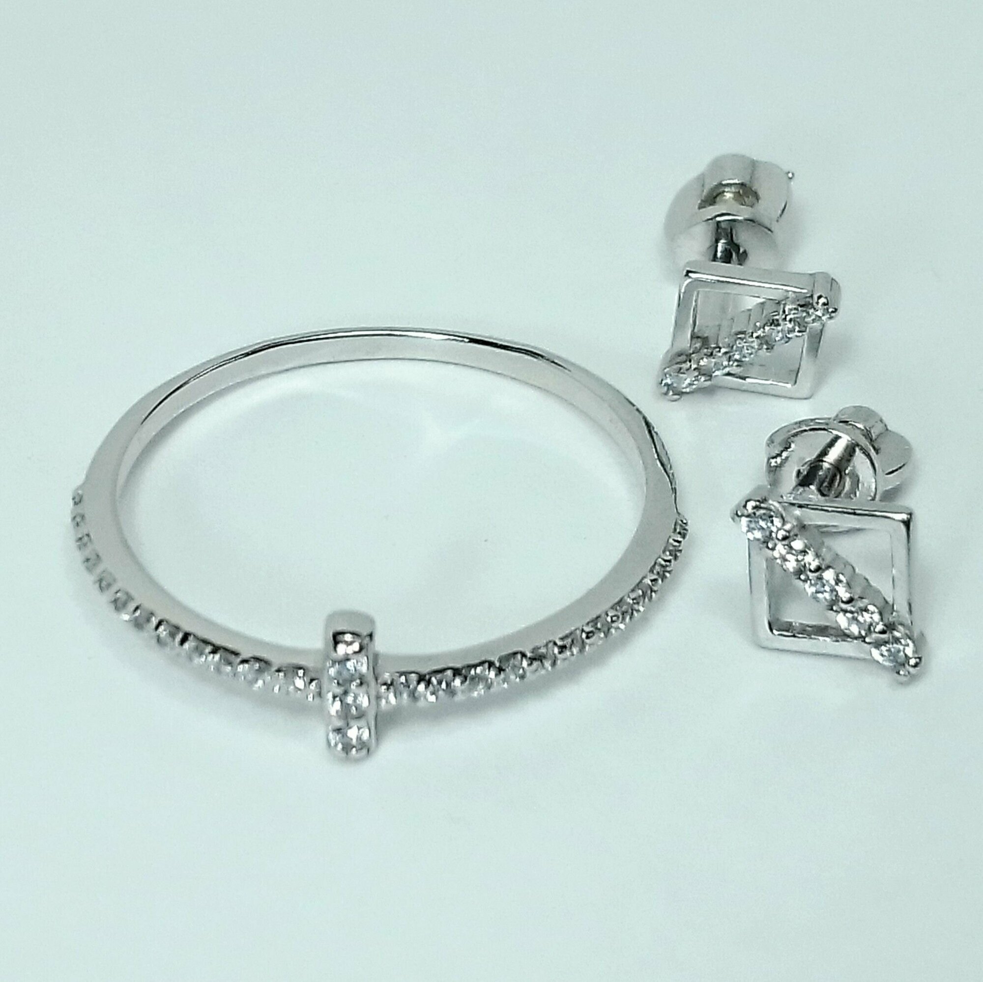 Ювелирный комплект: кольцо, серьги, серебро, 925 проба, фианит