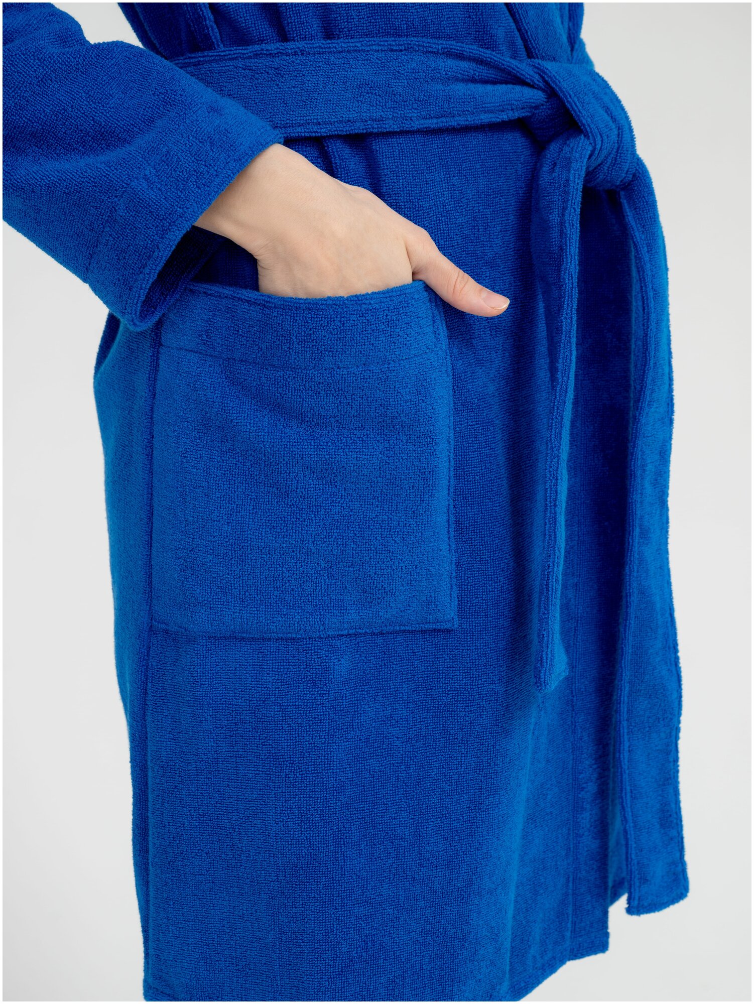 Женский махровый укороченный халат с капюшоном Росхалат - фотография № 8