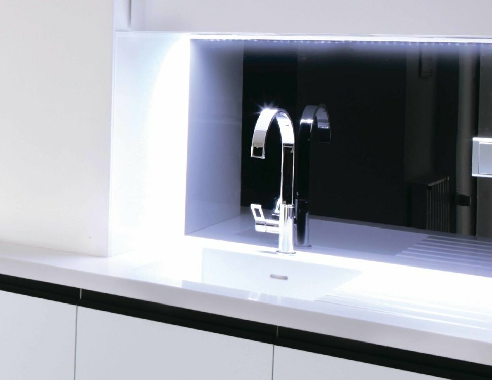 Линейный светодиодный светильник без выключателя GLS LANIA, 500 мм, для зеркал, корпусной мебели, кухонь, 12V, 4000К, 10Вт - фотография № 3