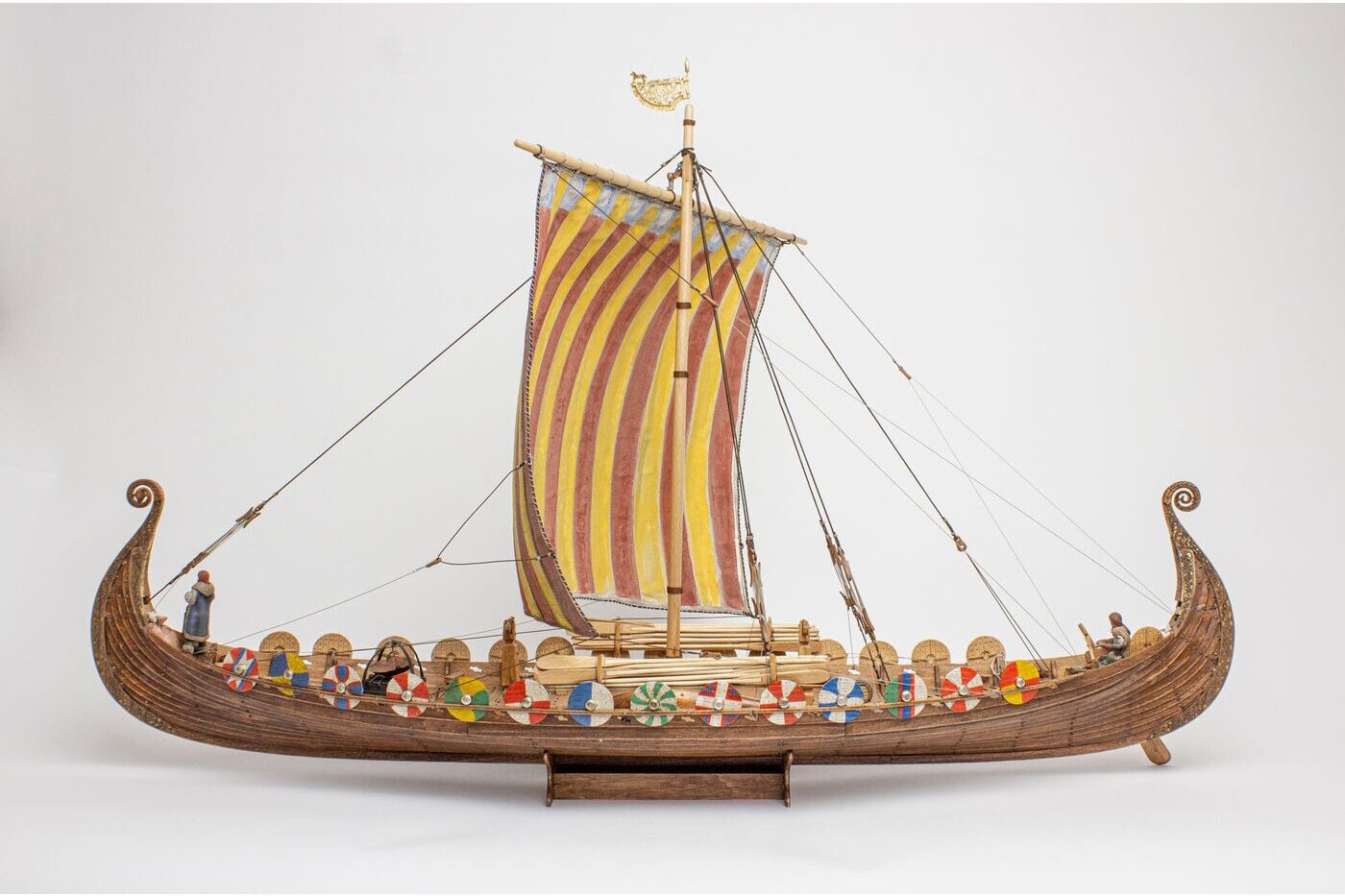 Драккар "Осеберг" v.2, сборная модель парусного корабля от П. Никитина, М.1:25, 865х480х430мм