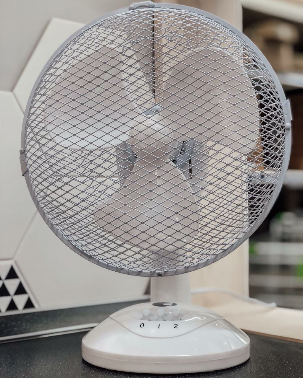 Вентилятор настольный Мое 2-х скоростной (30 Вт D23 см) цвет белый - фотография № 9