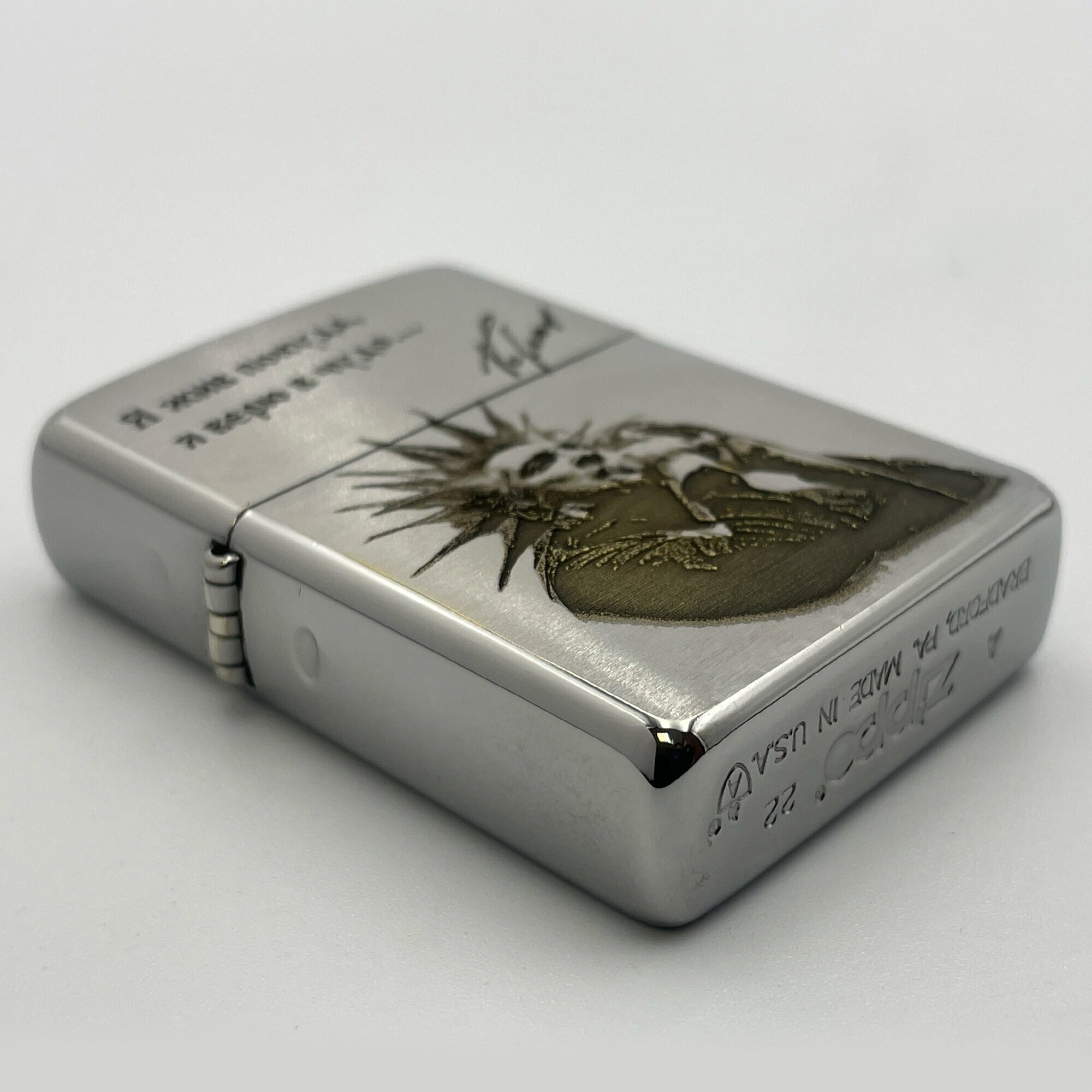 Зажигалка бензиновая Zippo Armor Хром с гравировкой Михаил Горшенёв (Король и шут) - фотография № 5