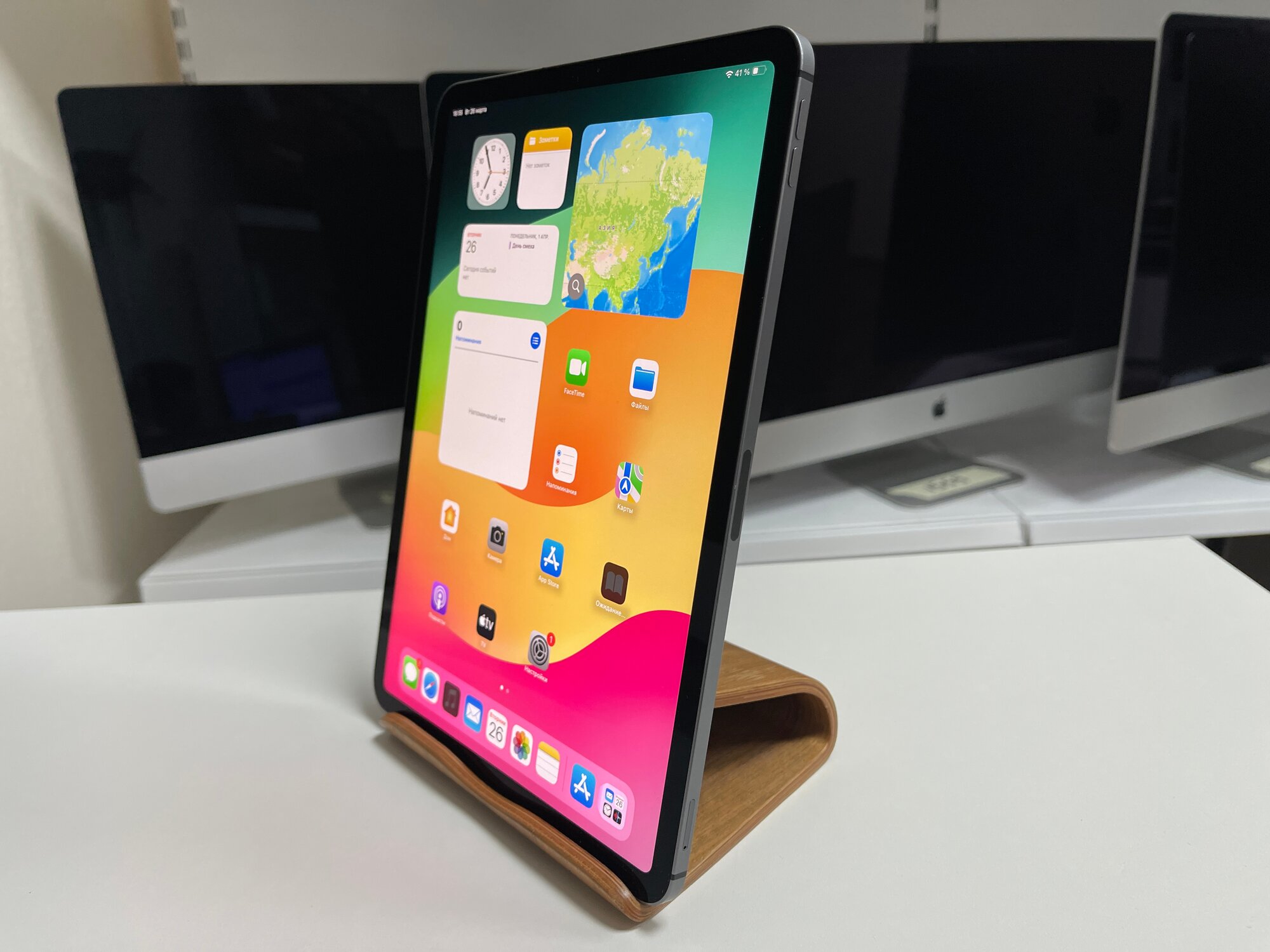 Планшет Apple iPad Pro 11" 1 Gen 256 Gb Wi-Fi+SIM Space Gray