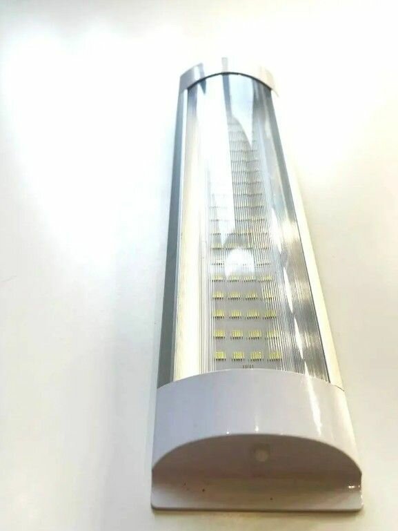 Подсветка салона плафон с выключателем 12 V (Белый Овал)