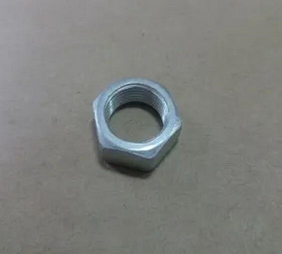 Гайка М 18 х 1 трапеции стеклоочистителя ГАЗ-3302, ВАЗ-2108 (2 шт)