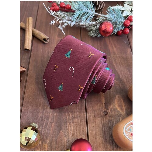 Галстук широкий мужской новогодний бордовый с елками и подарками