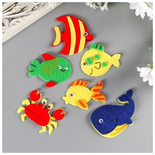 фото Наклейки из фетра"рыбки" (набор 12 шт) ассорти 4666891 . yandex market