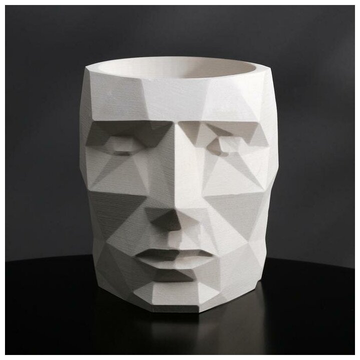 Кашпо белое полигональное «Голова», 11 х 13 см