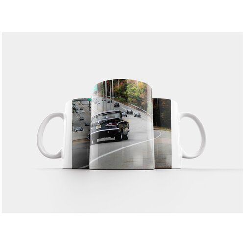 фото Кружка "старая машина, шоссе, винтаж" 320 мл lotsprints