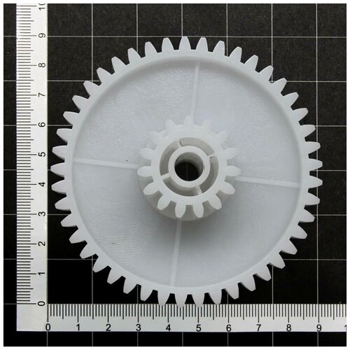 Шестерня редуктора средняя для мясорубки ROLSEN MG 1514