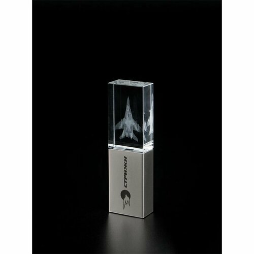 Флешка-кристалл c подсветкой с лазерной гравировкой Миг-29 