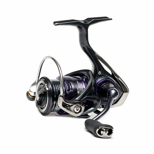 катушка безынерционная daiwa 20 rx lt 2000 2000 Катушка безынерционная Daiwa 22 PROREX V LT 2000