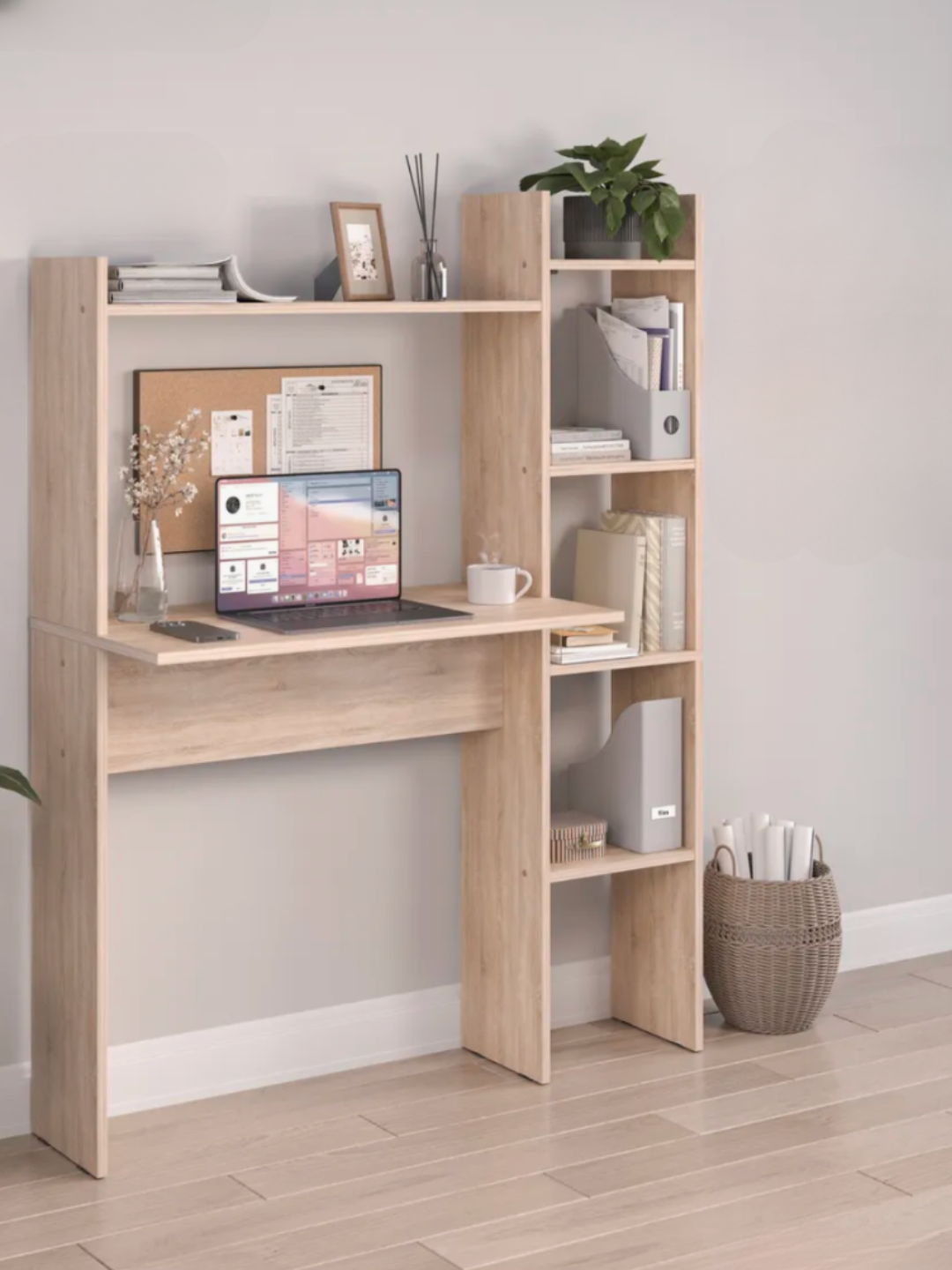 Функциональный письменный стол с надстройкой и многоуровневыми открытыми полками, универсальный рабочий стол