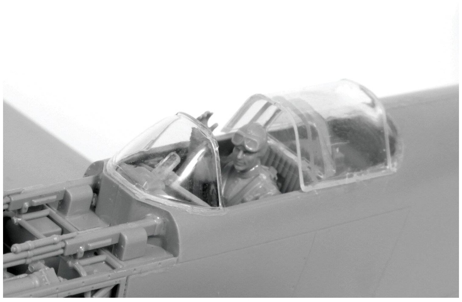Сборная модель Звезда Самолет Як-3 - фото №2