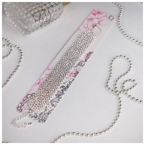 фото Браслет со стразами queen fair "маскарад", широкая полоса, цвет белый в серебре, l 17,5 см