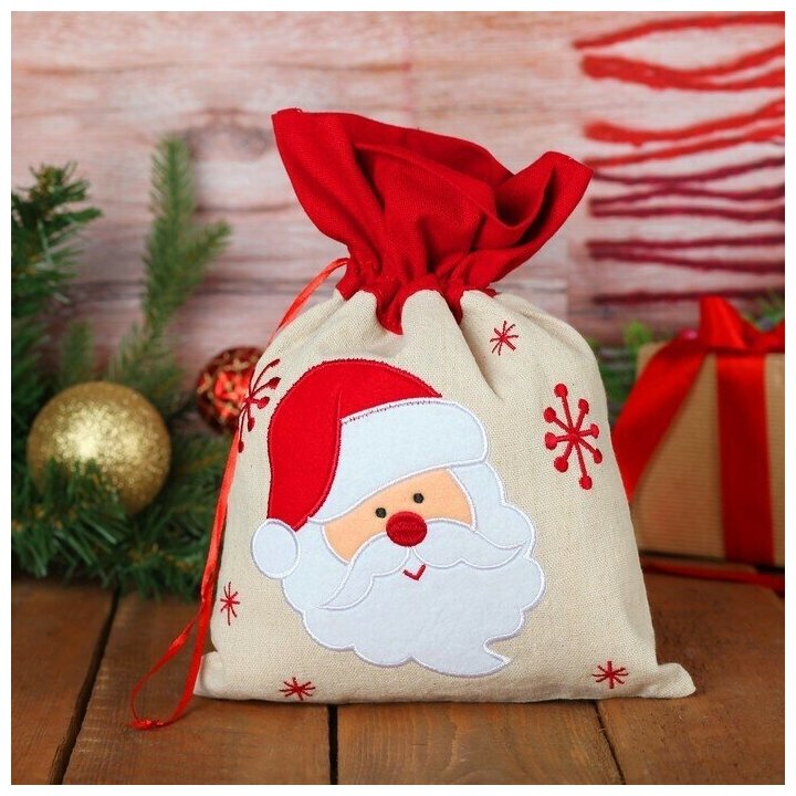 Мешок для подарков Дед Мороз и снежинки на завязках 29 х 22 см