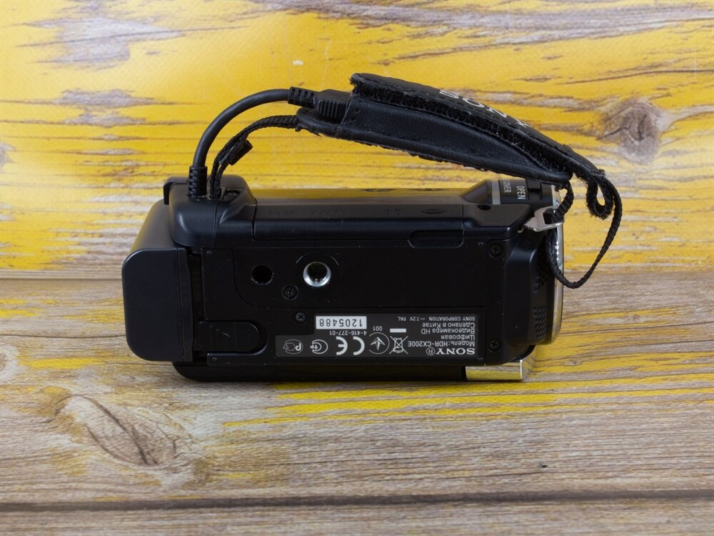 Видеокамера Sony HDR-CX200E — фото 5