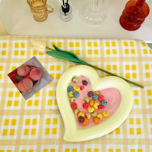 Тарелка керамическая обеденная десертная в виде сердца, ручная работа плешоп посуда для дома в корейском стиле, для украшений, розово-желтая, 15 см