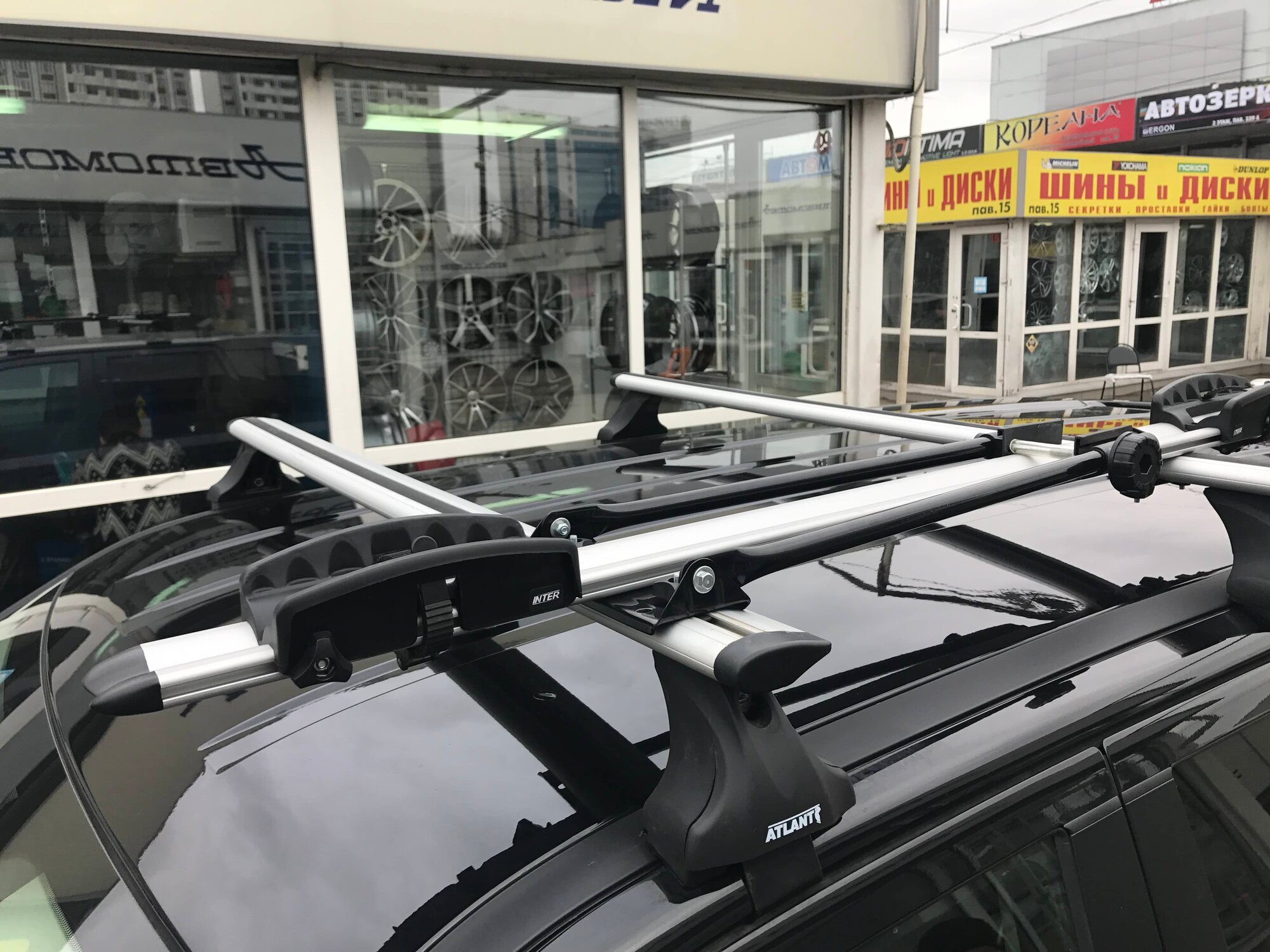 Велосипедное крепление на крышу автомобиля INTER 5501 алюминиевое