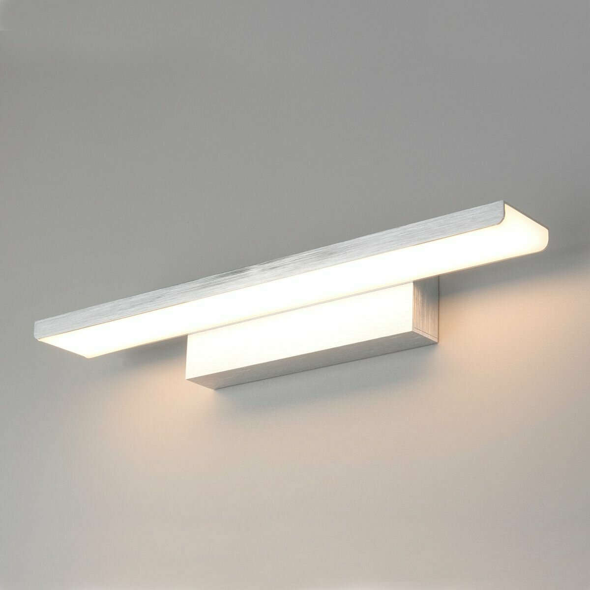 Sankara LED серебристая Настенный светодиодный светильник Elektrostandard MRL LED 16W 1009
