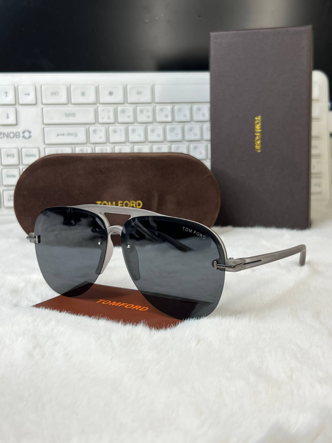 Солнцезащитные очки