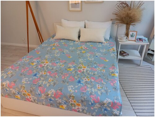 Покрывало-плед на кровать, накидка на диван, 1,5-спальное, 100% хлопок, Турция, 160*230 см, акварельные цветы на голубом