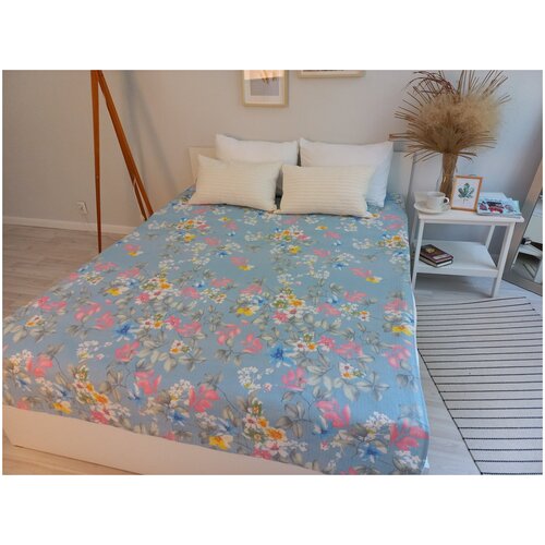 Покрывало-плед на кровать, накидка на диван, 1,5-спальное, 100% хлопок, Турция, 160*230 см, акварельные цветы на голубом