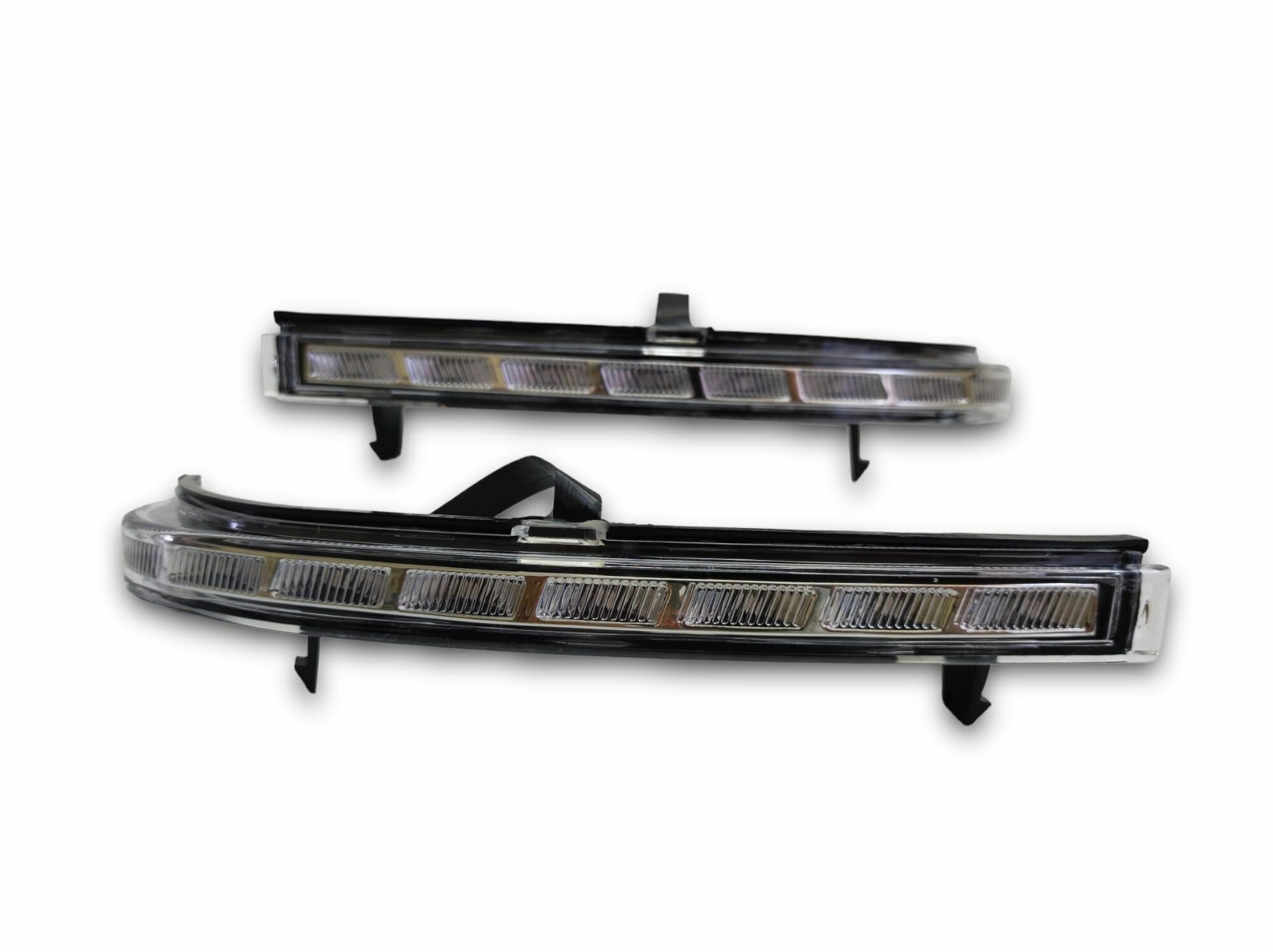 Повторители поворотников в зеркала бегущие, стиль Лексус для Лада Приора / Lada Priora — фото 1