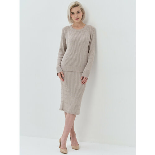 Костюм, размер 42/44, экрю