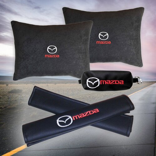 Подарочный набор автомобилиста из черного велюра для Mazda (мазда) (две автомобильные подушки, ключница и накладки на ремень безопасности)