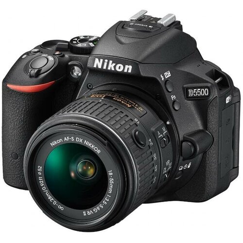 Фотоаппарат Nikon D5500 Kit AF-S DX NIKKOR 18-55mm f/3.5-5.6G VR II, черный