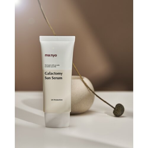 Увлажняющий солнцезащитный крем сыворотка Manyo GALACTOMY MOISTURE SUN SERUM SPF 50+