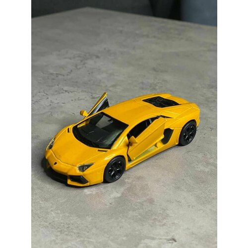 Металлическая машинка Welly LAMBORGHINI AVENTADOR Ламборгини Авентодор, инерционная, цвет Желтый