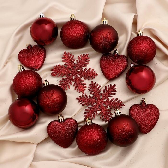 Зимнее волшебство Набор украшений пластик 30 шт "Амур" (16 шаров, 6 сердец, 8 снежинок) красный