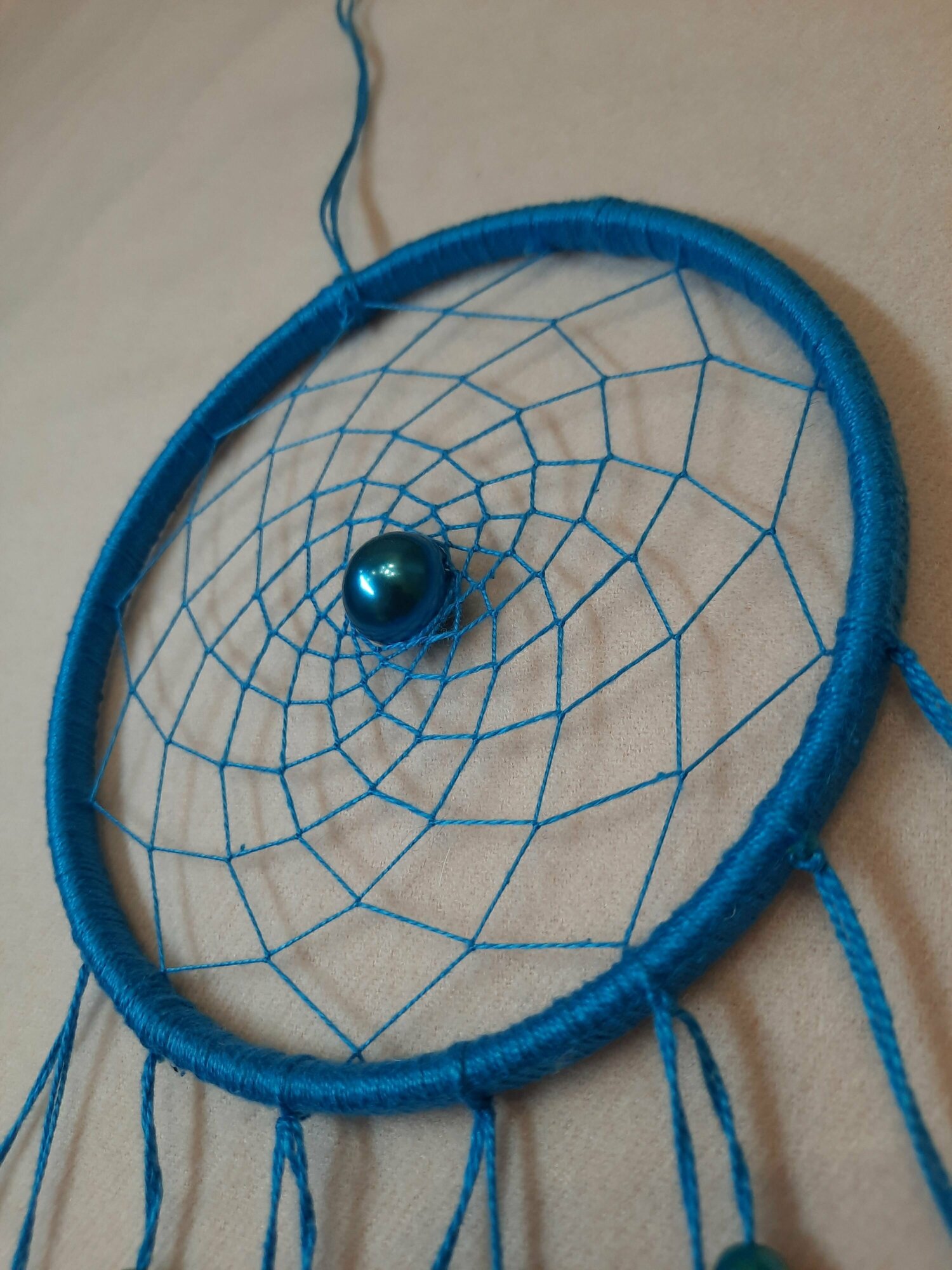 Ловец снов "Голубой", диаметр 14,5 см, длина 32 см / ручная работа - фотография № 2