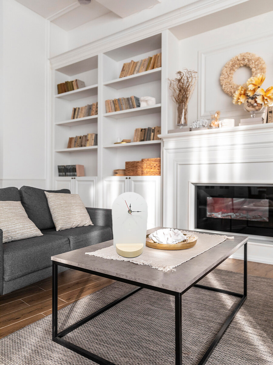 фото "Часы Рубин" - настольные часы из металла и дерева интерьерные, бесшумные 12x21x10 см