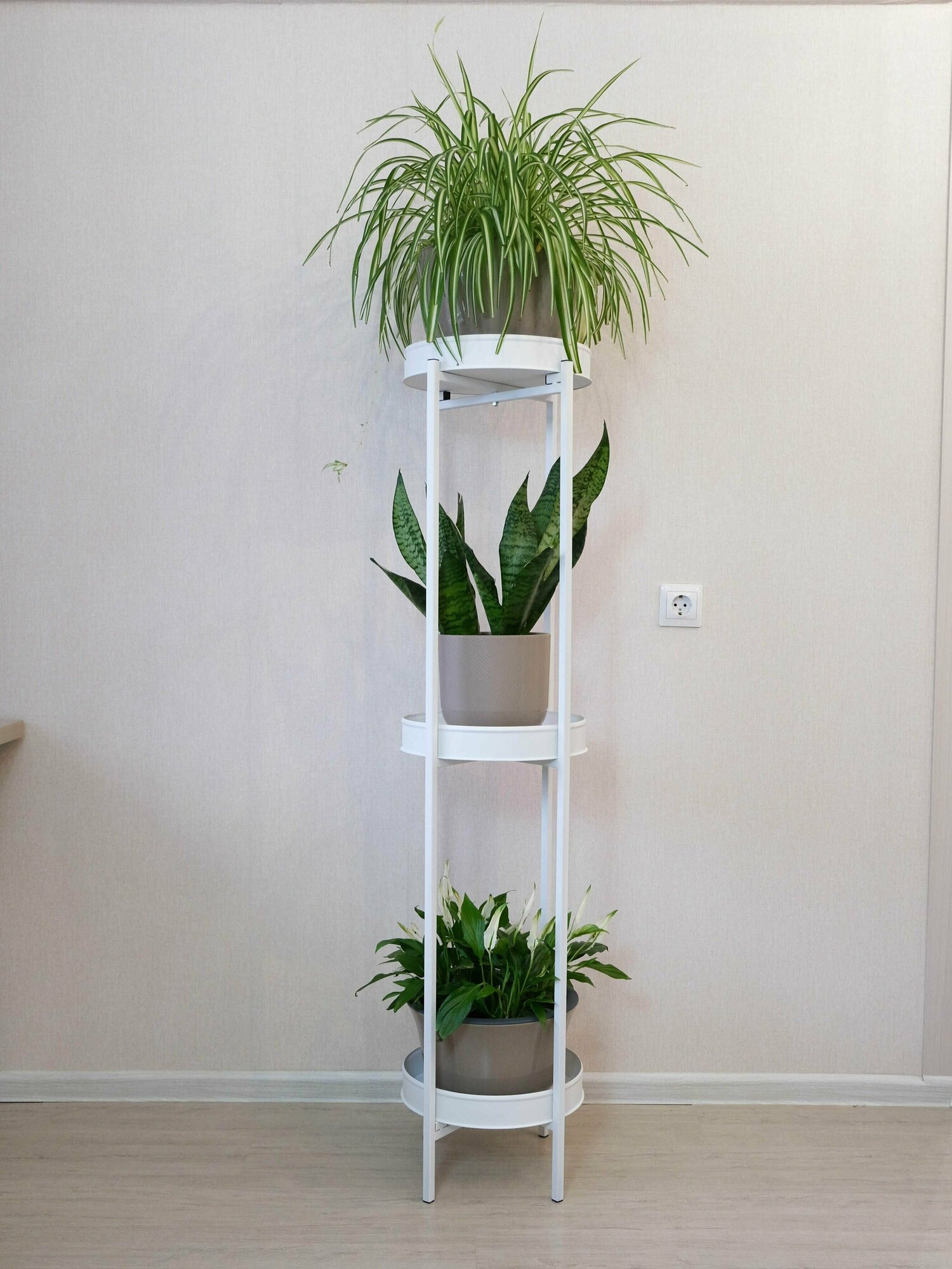 фото Напольная подставка для цветов в стиле лофт"ЮКША"