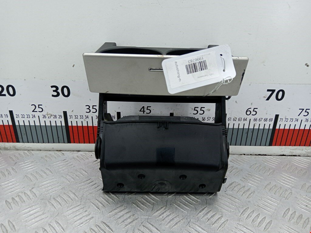 Подстаканник BMW X5 (E53) 51167077955 арт. 1996783