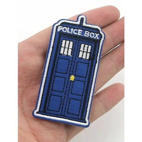 Нашивка термо Будка Тардис из сериала Доктор Кто 650₽
