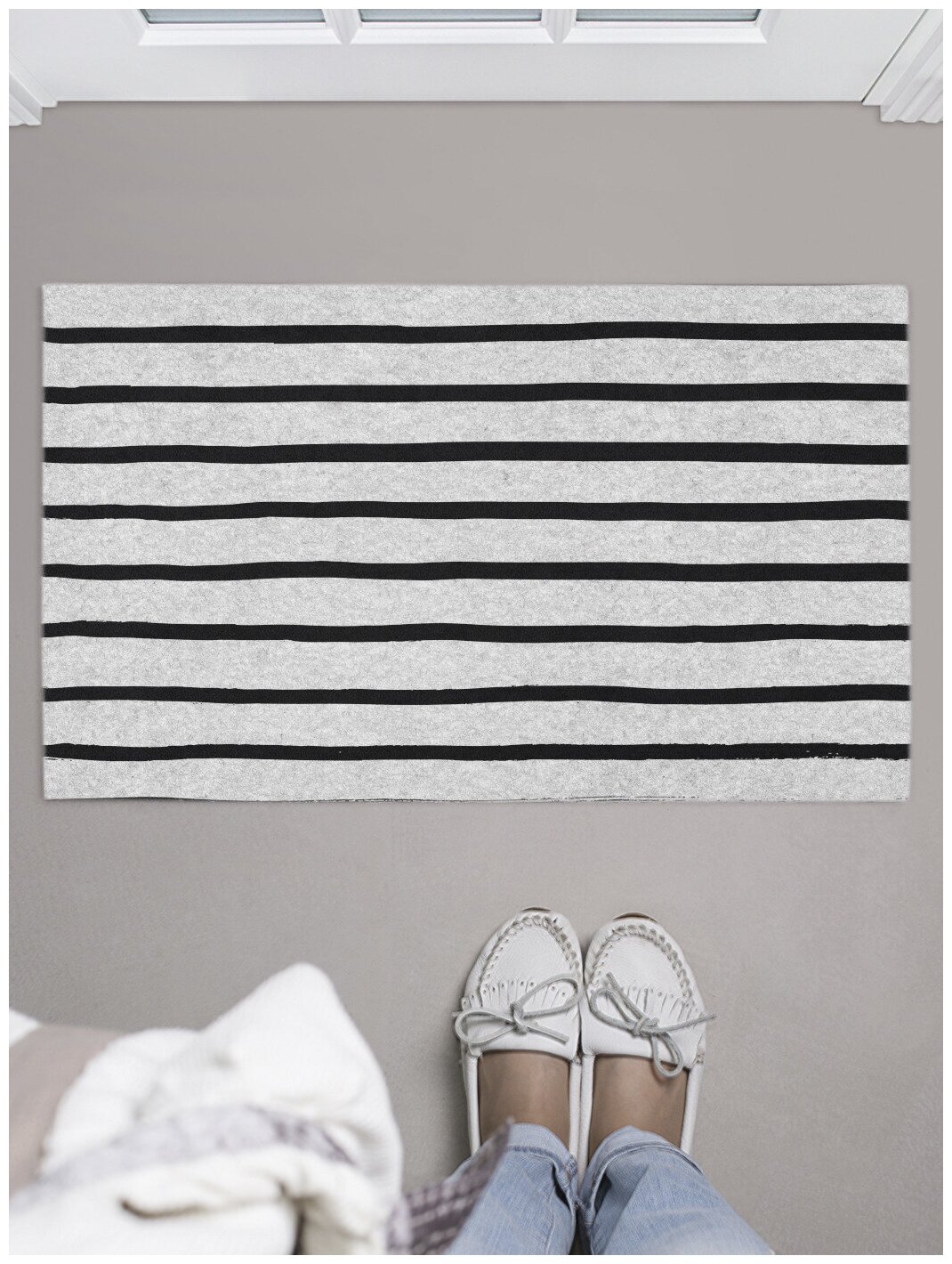 Придверный коврик в прихожую JoyArty "Рисованные полоски" для обуви, на резиновой основе, 75x45 см - фотография № 1