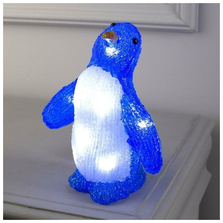 Светодиодная фигура "Танцующий пингвин" 7 x 20 x 7 см, акрил, 10 LED, батарейки ААх2 (не в комплекте), свечение белое./В упаковке шт: 1