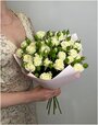 Букет кустовых белых роз