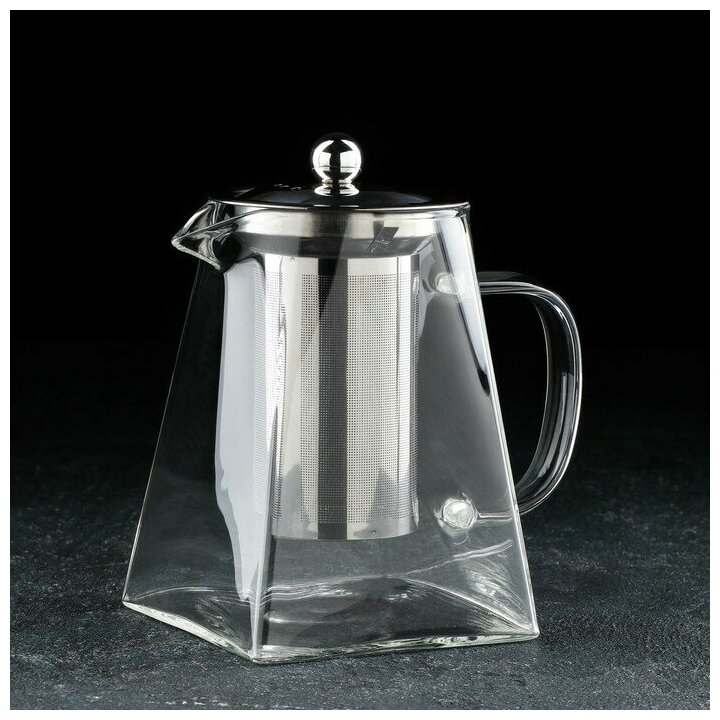 Чайник стеклянный заварочный с металлическим ситом Magistro «Дарси», 950 мл