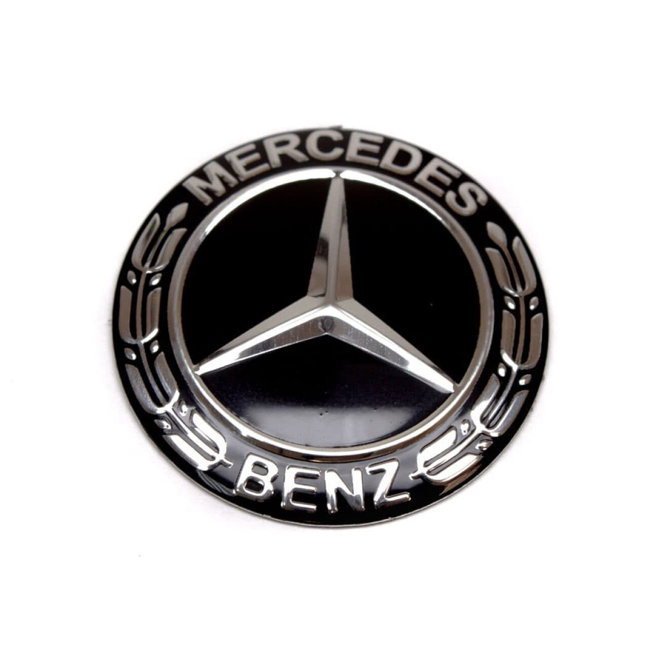 Наклейка универсальная Mercedes Black Edition 38 мм