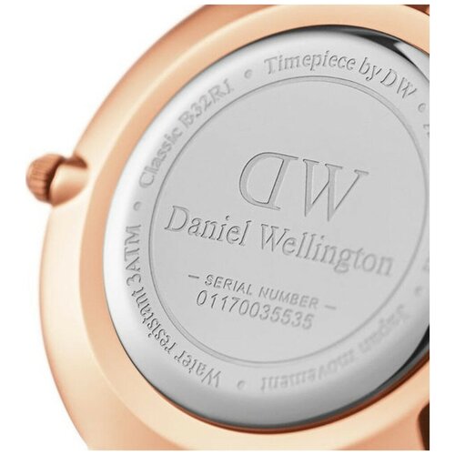 Наручные часы Daniel Wellington Classic Petite Dover 32mm