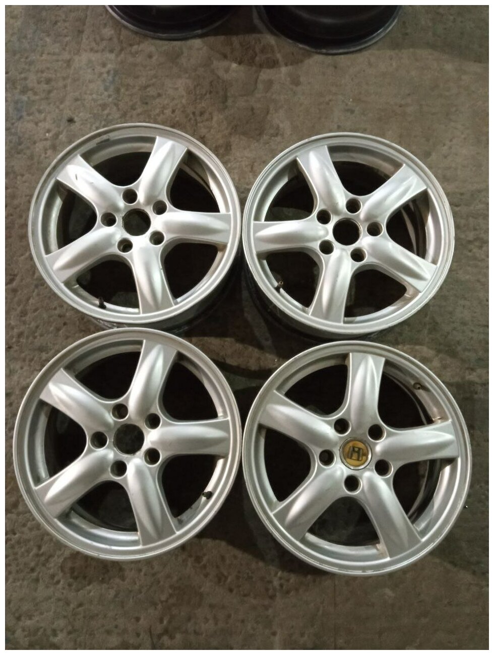 Колесные диски Replica 6.5xR16/5x114.3 64.1 (Реплика)