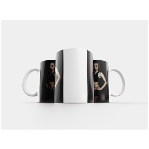 фото Кружка "спортивная, девушка, фотосессия" 320 мл lotsprints