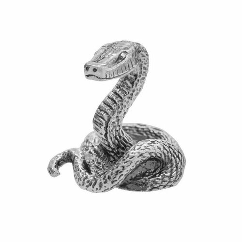 Серебряная фигурка 